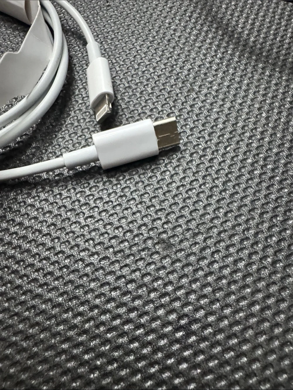Apple White Lightning to USB-C Charging Cable